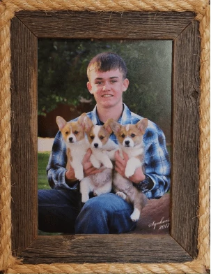 My first corgi litter! Corgi puppies Colorado
My two corgi girls Peanut and Buttercup with their brother Cruz. My senior pictures were taken with my first ever litter.